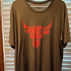 Under Armour Dark Green T-Shirt with Red Graphic